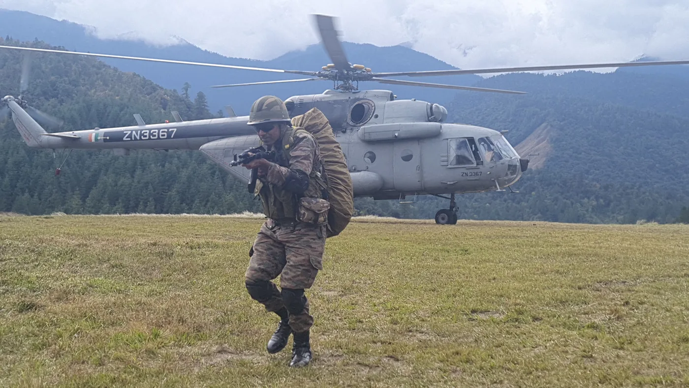 Indian Army air-assault infantry and IAF Mi-17V5 helicopter conducting high-altitude joint operations during Exercise Poorvi Prahar in the Eastern Theatre